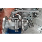 ss304 ball 2 pc  valve flange 3
